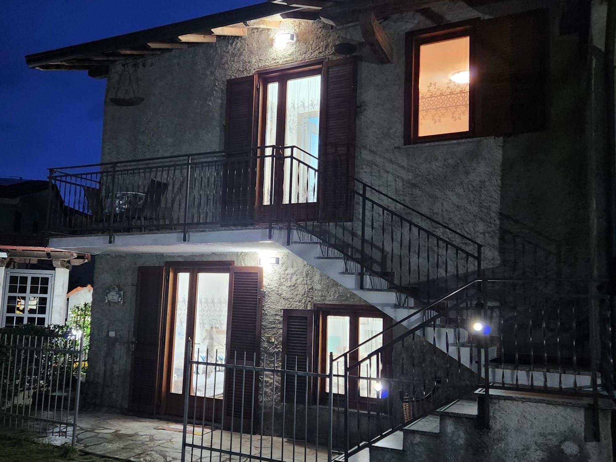 Laura'S Cottage With Lake View, Detached, 5 Kilometers From Varenna Lierna Luaran gambar